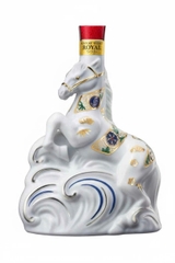 Rượu Suntory Whisky Royal -Hình con ngựa