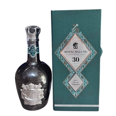 Rượu Chivas 30 Năm
