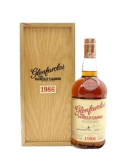 Rượu Glenfarclas 1986 Family Cask 47,5% Chính Hãng