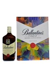 Rượu Ballantine’s Finest Blended Scotch Whisky Hộp Quà Tết 2026 Chính Hãng