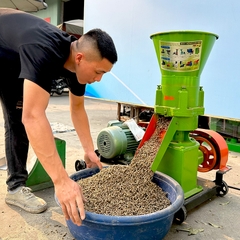 Máy ép cám viên S200 - 4 quả lô