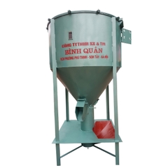 Máy trộn thức ăn chăn nuôi MTD500-02