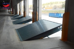 Giá sàn nâng thủy lực