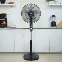 Quạt Đứng Toshiba F-LSA10(K)VN