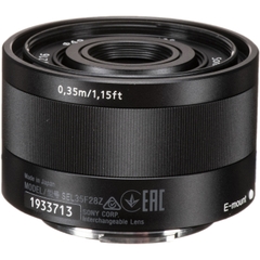 Sony Sonnar T* FE 35mm f/2.8 ZA Carl Zeiss