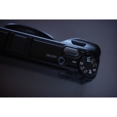 Máy Ảnh Ricoh GR IV HDF (Highlight Diffusion Filter)