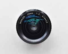 Nikon 28mm f/2 AIS