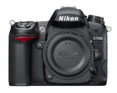 Nikon D7000 body