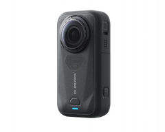 Insta360 X6
