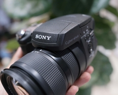 Sony Cyber-shot DSC-R1