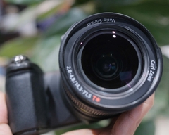 Sony Cyber-shot DSC-R1