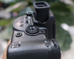 Sony Cyber-shot DSC-R1