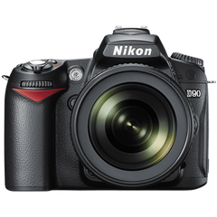 Nikon D90 + Kit 18-105mm VR