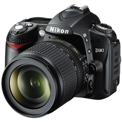 Nikon D90 + Kit 18-105mm VR