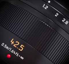 Ống kính Leica DG Nocticron 42.5mm f/1.2 ASPH. POWER O.I.S.