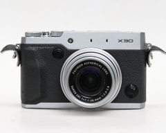 Máy ảnh Fujifilm X30 Black - Sliver