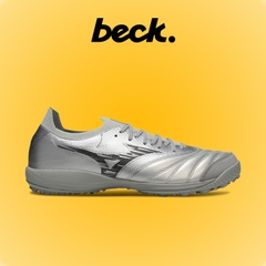 Giày Bóng Đá Mizuno Sala Beta Japan Bạc Đen Đế Đệm Cổ Lửng HQ TF