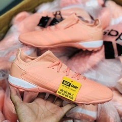 Giày Bóng Đá Adidas Predator 20.3 Hồng TF