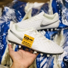 Giày Bóng Đá Nike Tiempo 8 Academy Trắng Vạch Xám AG