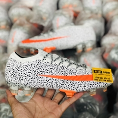 Giày Bóng Đá Nike Mercurial Vapor 13 Elite CR7 Safari Trắng Chấm Đen Vạch Cam Cổ Lửng FG