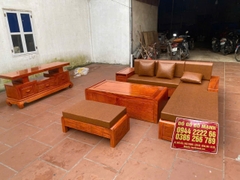 Combo bộ sofa chân cuốn + kệ tivi gỗ hương đá . 