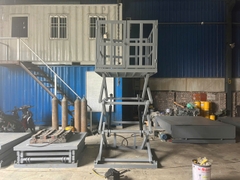 Bàn nâng thủy lực