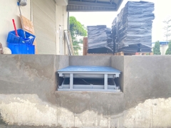 Bàn nâng thủy lực