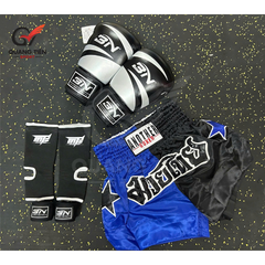 COMBO TẬP BOXING CƠ BẢN GĂNG BOXING + BĂNG ĐA + QUẦN MUAY + TẤT BẢO VỆ - ĐEN