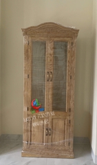 TỦ RƯỢU VUÔNG GỖ TẦN BÌ (SỒI NGA) - TR03