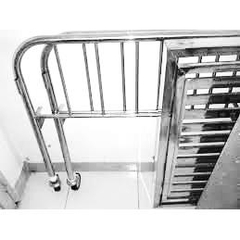 MN-G1-Giường 1 tay quay có bô