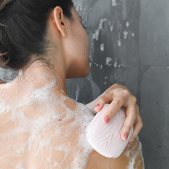 Máy rửa mặt và massage body Silicone kháng khuẩn công nghệ siêu âm HoMedics BDY-300BL