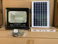 Đèn pha năng lượng mặt trời 100W JinDian JD-T100