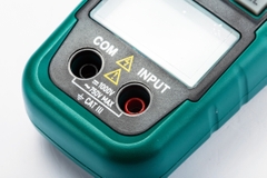 Đồng hồ đa năng 1,5V/10A SATA 03025 - WIDE JAW CLAMP MULTIMETER