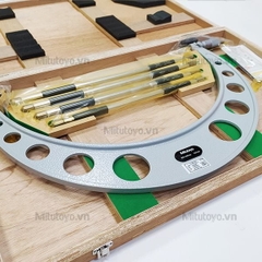 Panme đo ngoài cơ khí 300-400mm/0.01mm Mitutoyo 104-142A