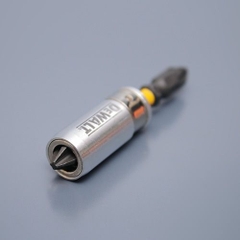 Mũi bắn vít có nam châm trợ lực Dewalt DWA13MS