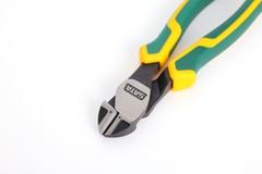Kìm cắt dây kim loại mũi cong SATA 7 inch 70223D - HIGH LEVERAGE DIAGONAL PLIERS 7