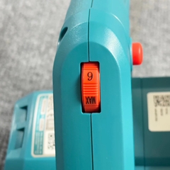 Máy thổi bụi 650W TB6036 TOTAL