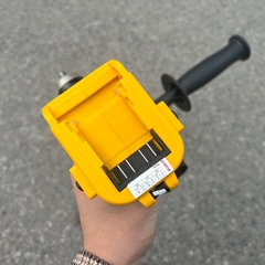 Máy khoan pin Dekton D20-ID13100PLUS (Chung chân pin Dewalt)