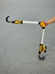 Đèn pin 20V Dewalt DCL045-XJ