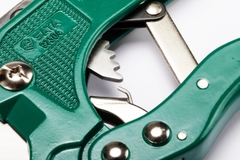 Dụng cụ cắt ống PVC SATA 42mm 97304