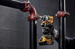 Máy siết bulong Dewalt DCF922N-B1