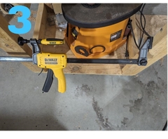 Kẹp gỗ 300mm Dewalt DWHT83600