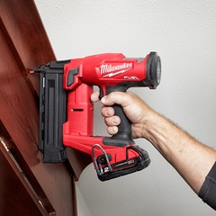 Máy bắn đinh dùng pin 18V Milwaukee M18 FN18GS-0X0 (Chưa Pin & Sạc)