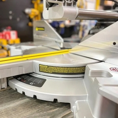 Máy cưa trục trượt dùng điện để bàn 1800W Stanley SM18-B1
