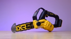 Máy cưa xích dùng pin Dewalt DCCS623B