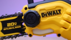 Máy cưa xích dùng pin Dewalt DCCS623B