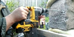 Máy khoan đục dùng pin Dewalt DCH172N -KR