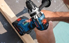 Máy khoan động lực pin GSB 18V-150 C Bosch 06019J51L0