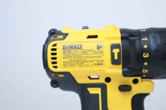 Máy khoan búa dùng pin 20V Dewalt DCD7781D2-B1