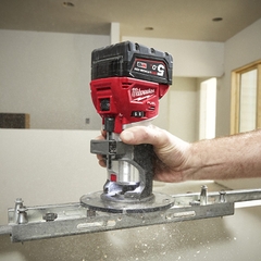 Máy phay Milwaukee M18 FTR